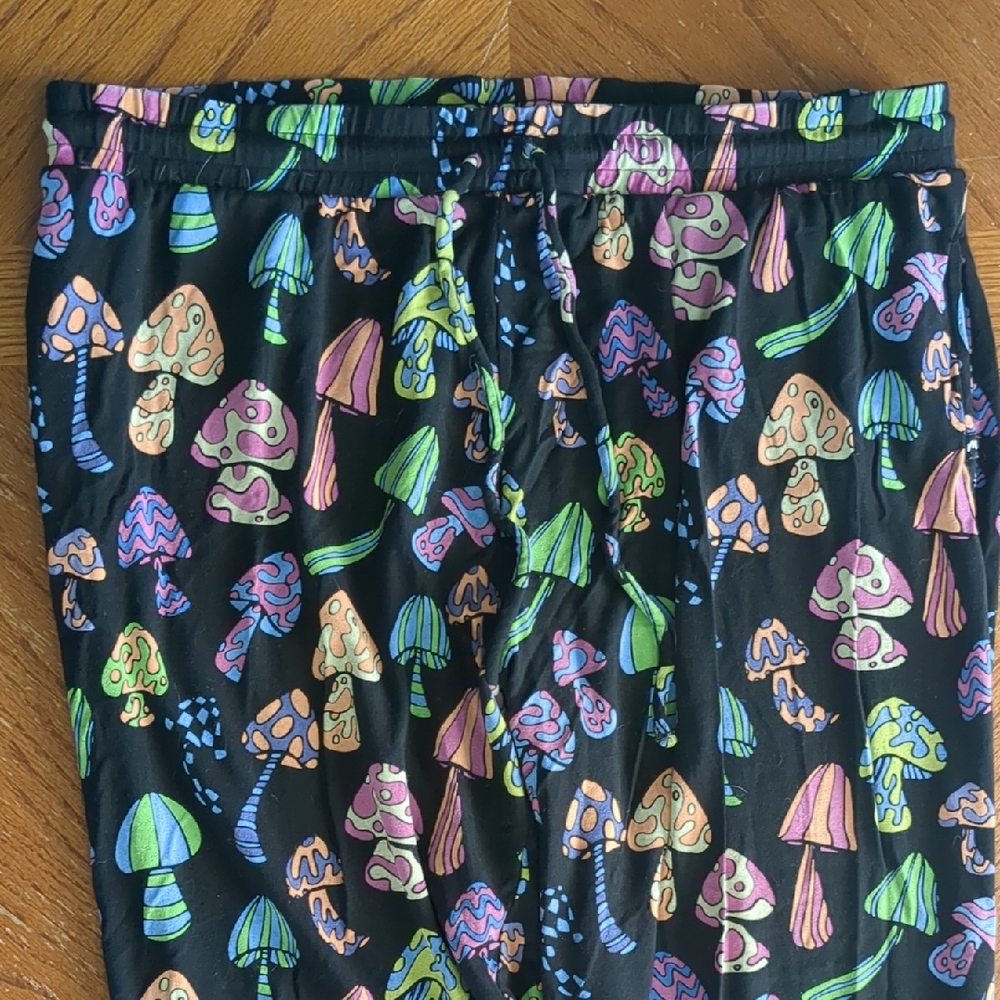 Colorful Mushroom Print Loungepants MeUndies - Picture 2 of 3